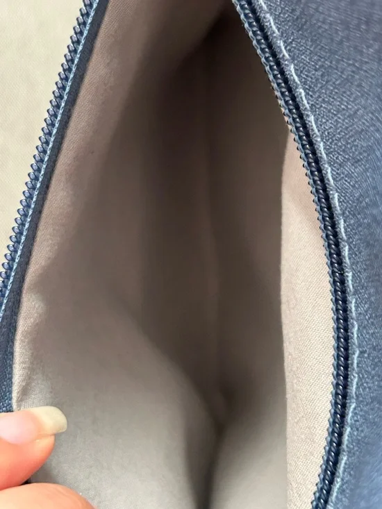 Women's Navy Crossbody Bag with Front Pocket and Chain Strap - Picture 14 of 16